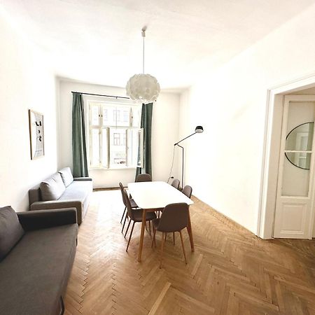 Best Location In Prague! 4 Bedrooms And Super Host! エクステリア 写真